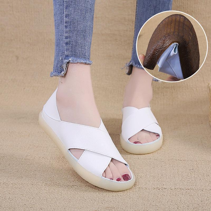 Women's soft bottom shoes in solid color