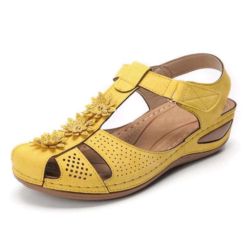 Comfortable soft-soled sandals