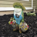 Cute Gardener Frog Statue