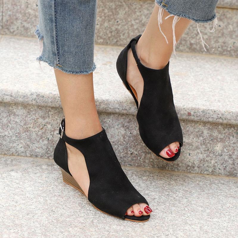 Peep Toe Chic Sandals